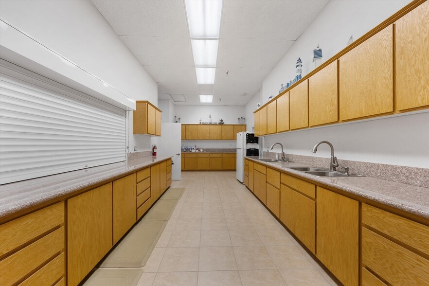 More Photos Of 6701 Niles St, Bakersfield Daycare Center For Sale