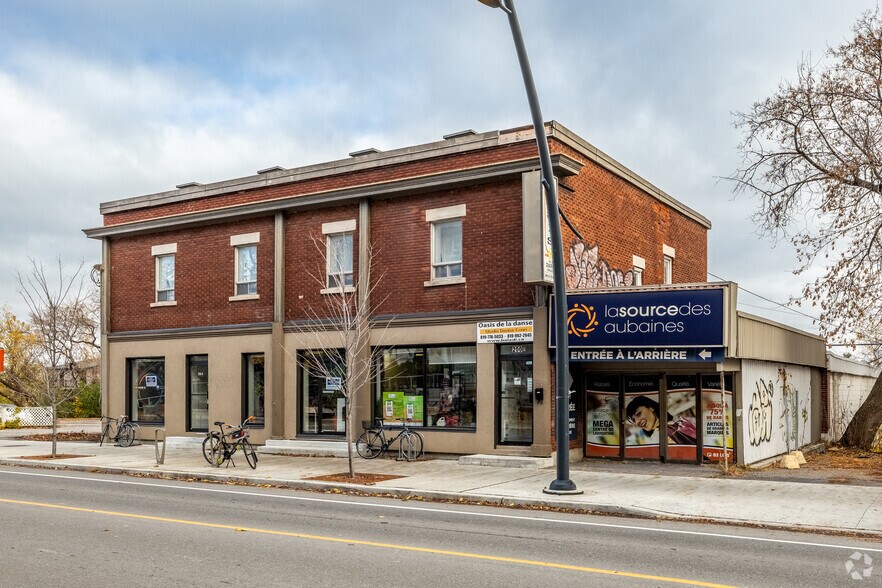 Primary Photo Of 200 Boul Saint-Joseph, Gatineau Storefront Retail Office For Lease
