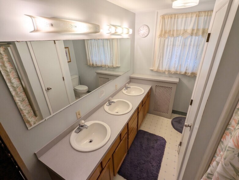 More Photos Of 359 Main St, Mcsherrystown Multifamily For Sale