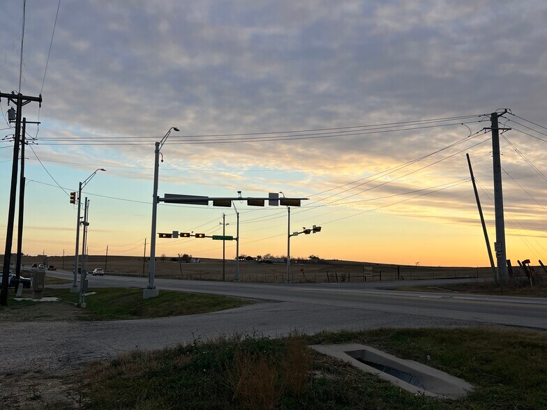 More Photos Of 14201 S State Highway 95, Coupland Land For Sale