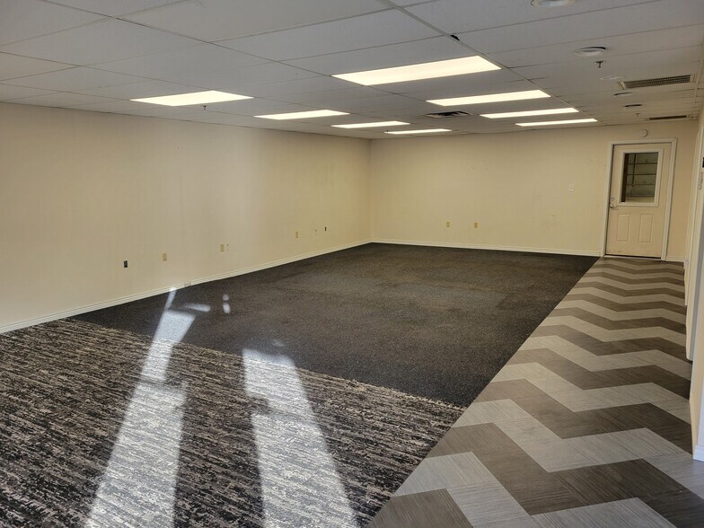 More Photos Of 167 S Madison Ave, Loveland Industrial For Sale