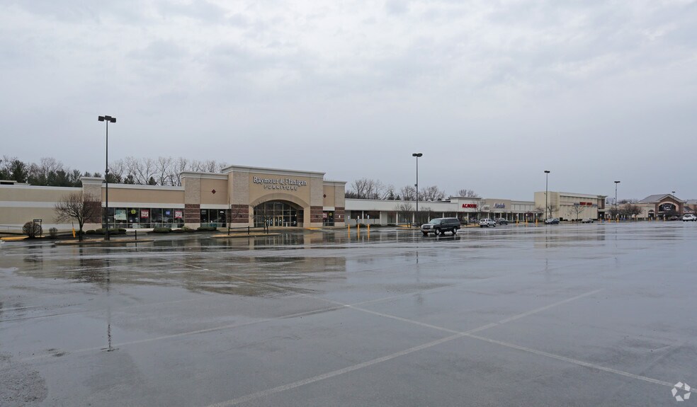 More Photos Of 873 New Loudon Rd, Latham General Retail For Lease