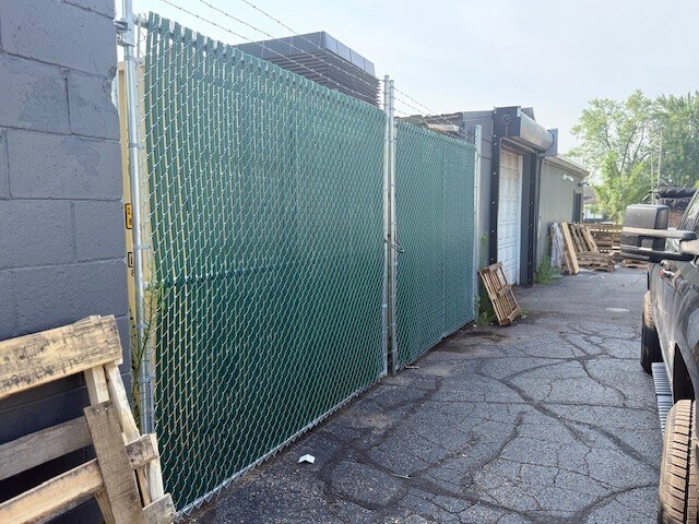 More Photos Of 484 Main St, Battle Creek Freestanding For Sale