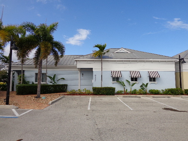 More Photos Of 635 SE 10th St, Deerfield Beach Office For Lease