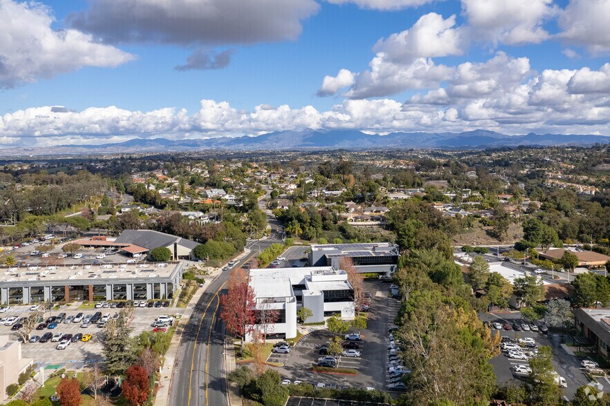 More Photos Of 30012 Ivy Glenn Dr, Laguna Niguel Office For Sale