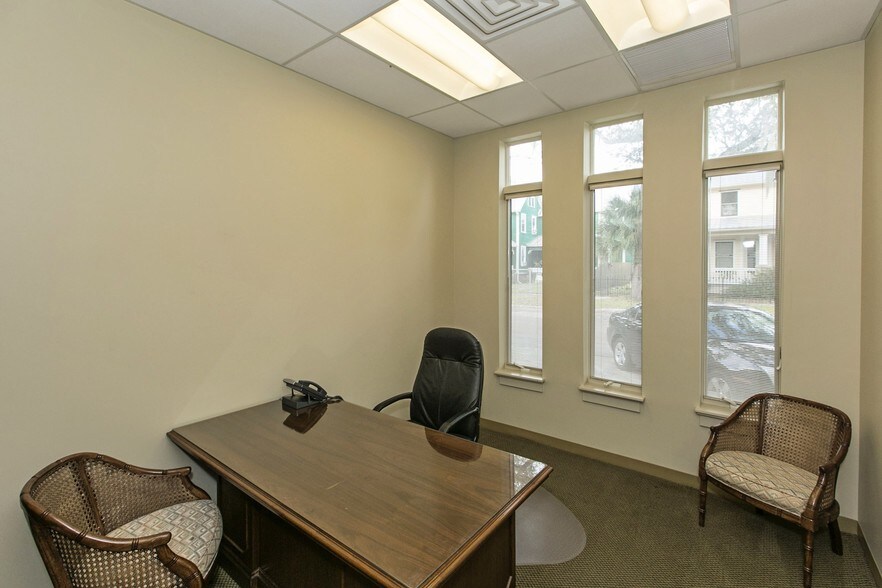 More Photos Of 1354 N Laura St, Jacksonville Coworking Space
