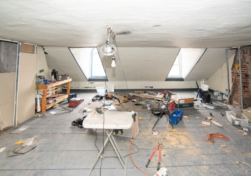 More Photos Of 405 N Paca St, Baltimore Storefront Retail Office For Sale