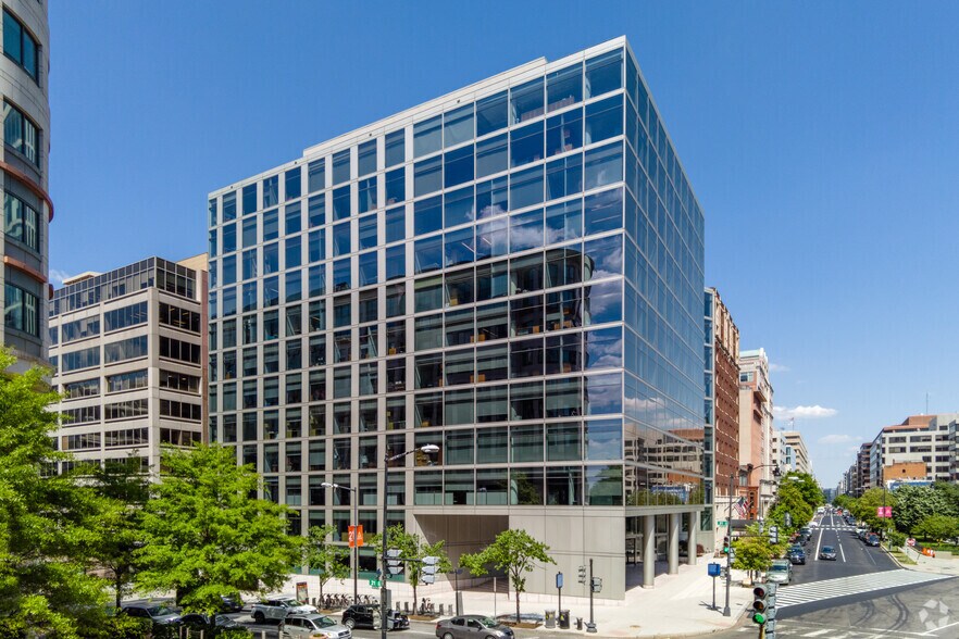 More Photos Of 2099 Pennsylvania Ave NW, Washington Office For Lease