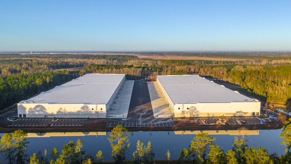 More Photos Of 14825 International Airport Blvd, Jacksonville Unknown For Lease