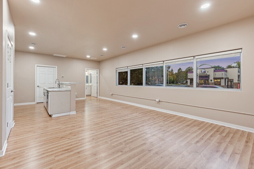 More Photos Of 810 4th Ave S, Moorhead Apartments For Sale