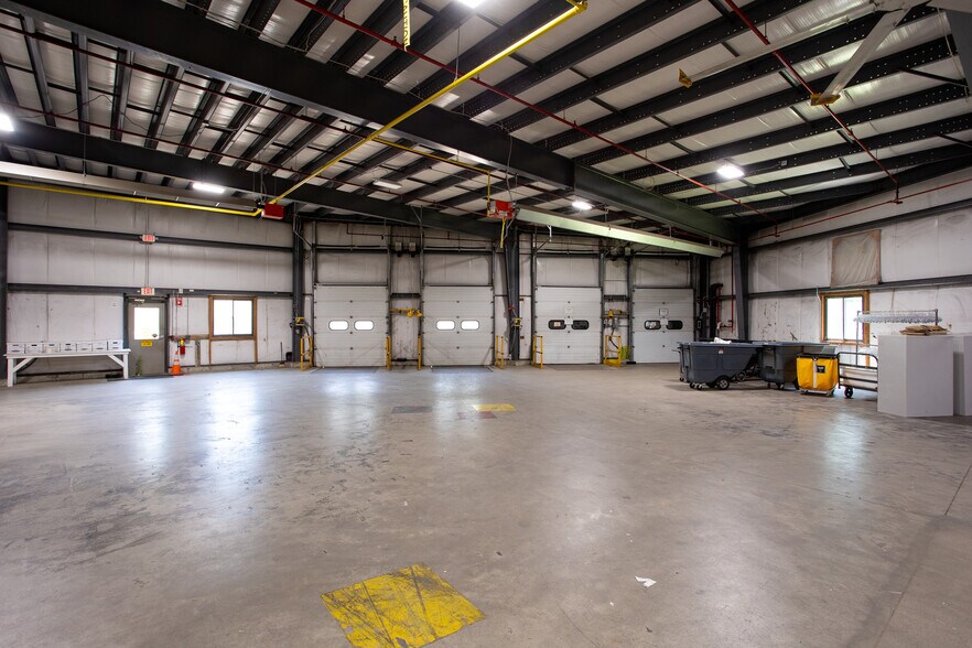 More Photos Of 125 Pecks Rd, Pittsfield Warehouse For Sale