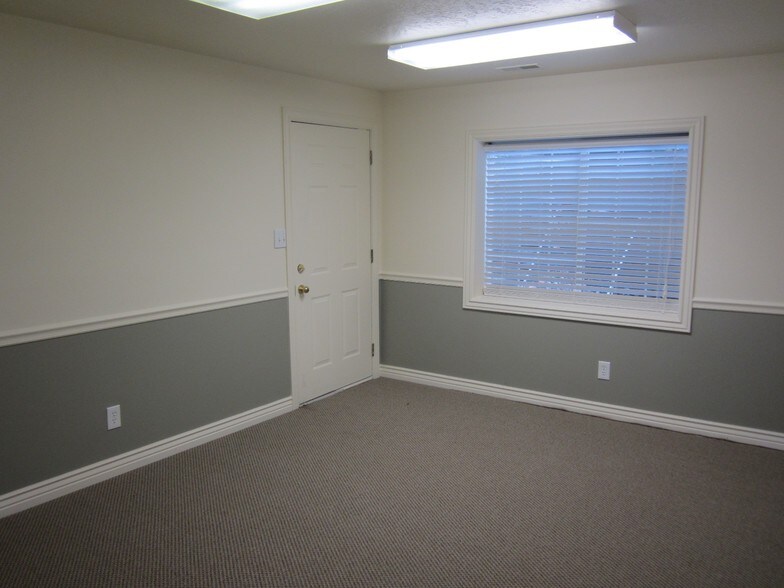 More Photos Of 194 E 860 S, Orem Office For Lease
