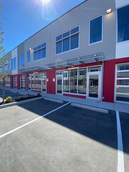 More Photos Of 12128 Horseshoe Way Richmond, British Columbia V7a0b5, Vancouver Distribution For Lease