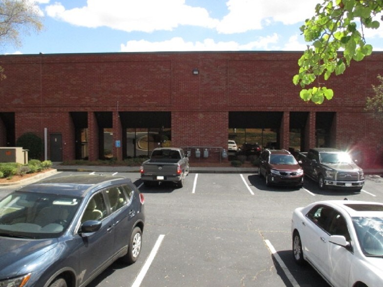 More Photos Of 675 Progress Center Ave, Lawrenceville Warehouse For Lease