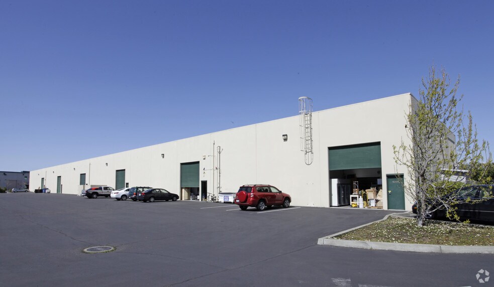 Primary Photo Of 29500-29550 Kohoutek Way, Union City Manufacturing For Lease
