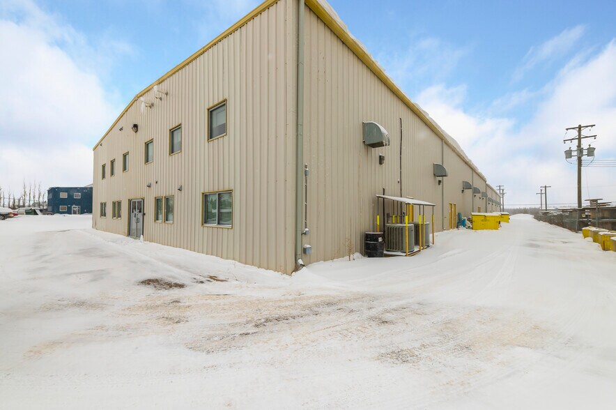 More Photos Of 191 MacKay Cres, Wood Buffalo Warehouse For Lease