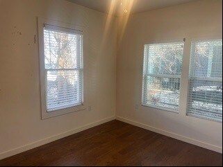 More Photos Of 2331 E Cesar Chavez St, Austin Freestanding For Lease