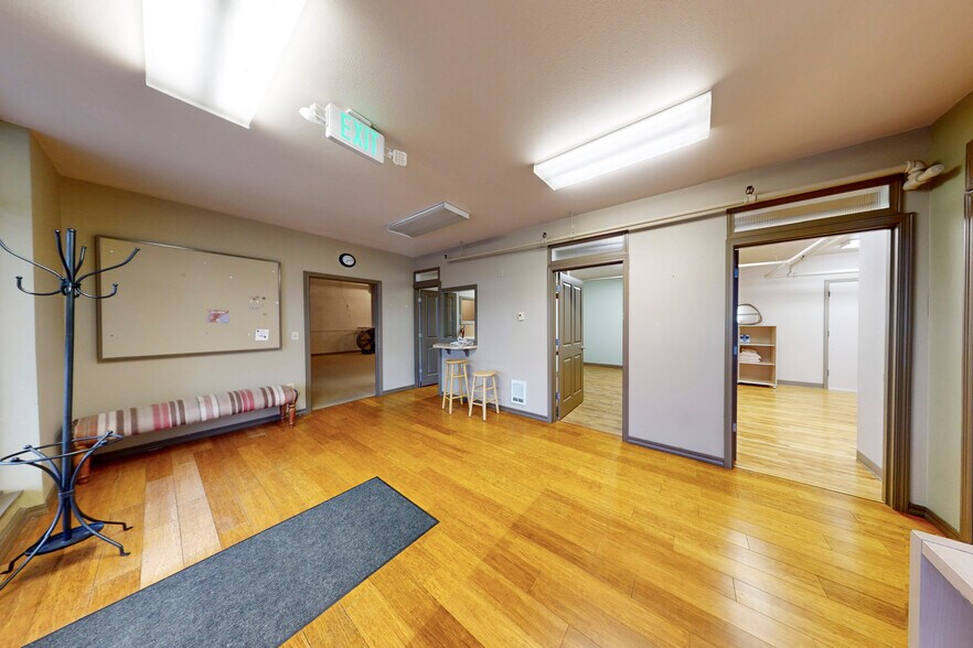 More Photos Of 301-303 Capitol Way N, Olympia Service For Sale