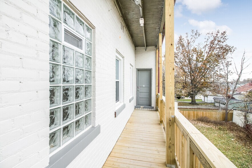 More Photos Of 3498 Bosworth Rd, Cleveland Apartments For Sale