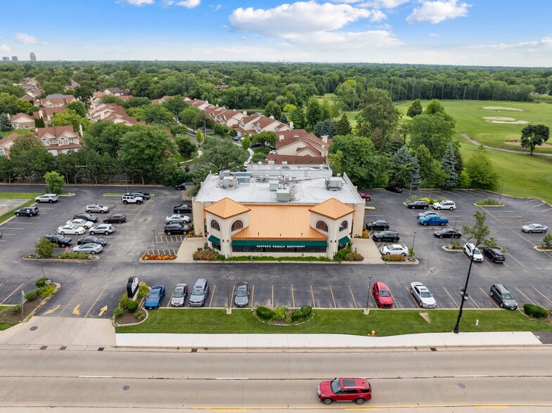 More Photos Of 980 W Lake St, Addison Restaurant For Sale