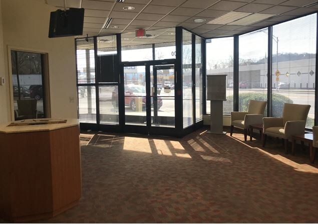 More Photos Of 3800 MacCorkle Ave SE, Charleston Bank For Lease