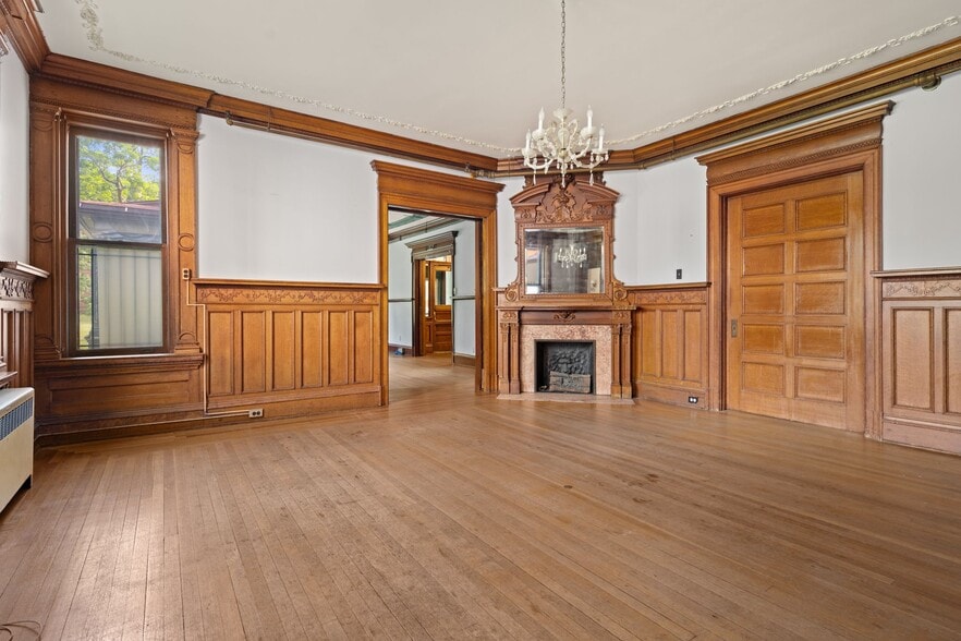 More Photos Of 360 Farmington Ave, Hartford Office Residential For Sale