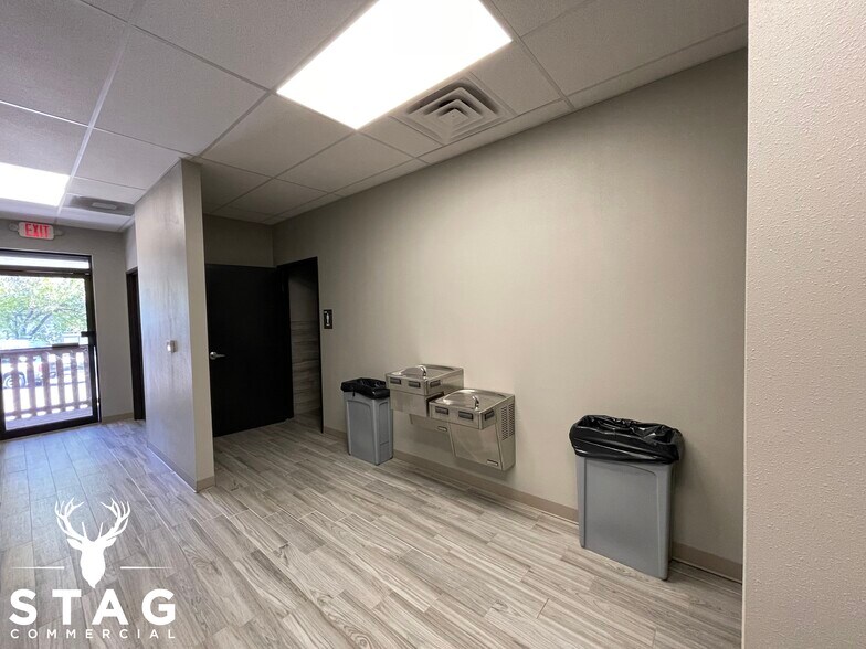 More Photos Of 1716 Scripture St, Denton Office Residential For Lease