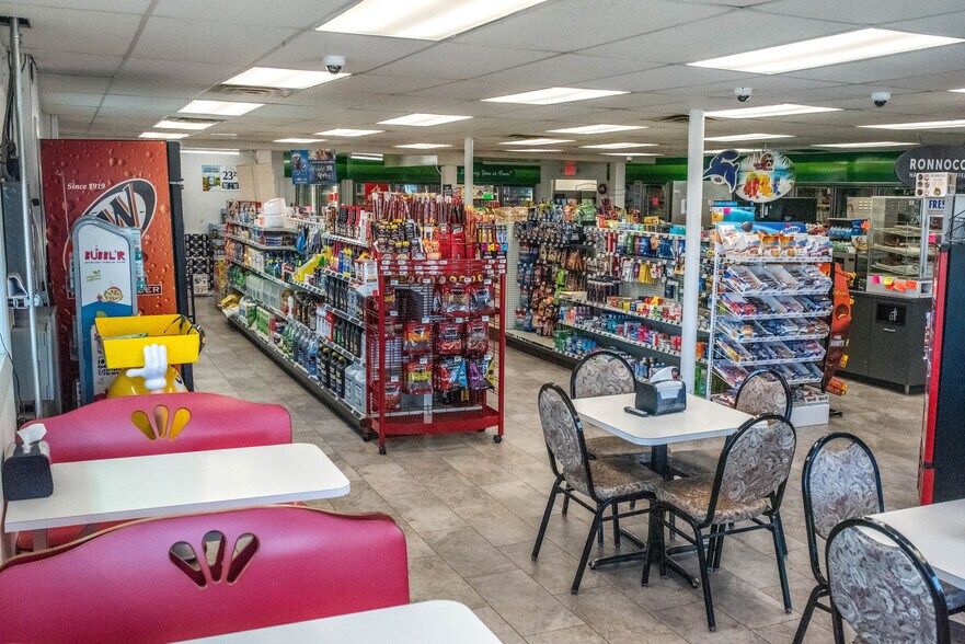 More Photos Of 22732 US-53 Hwy, Ettrick General Retail For Sale