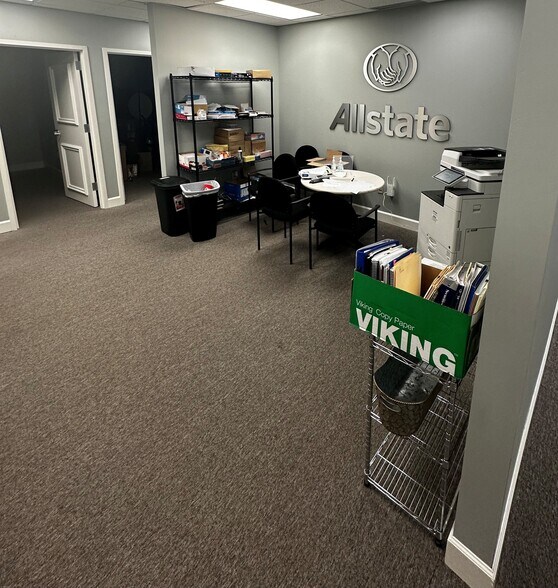 More Photos Of 1500-1512 N Church Rd, Liberty Medical For Lease
