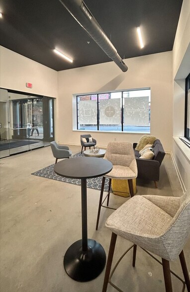 More Photos Of 300 S Broadway, Saint Louis Apartments For Lease