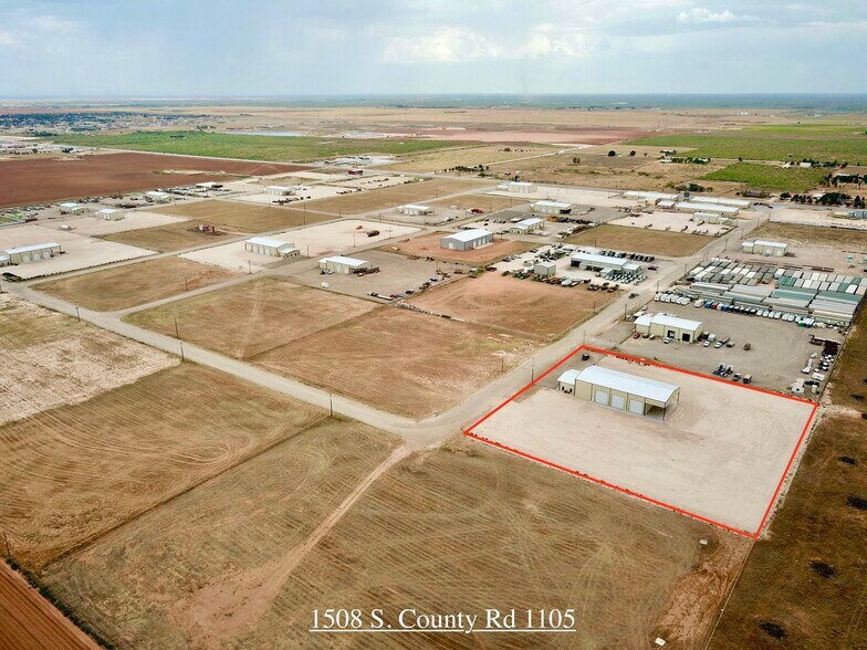 More Photos Of 1508 County Road 1105, Midland Warehouse For Lease