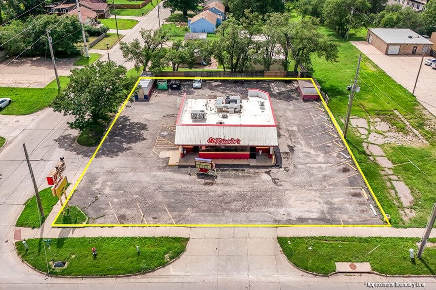 More Photos Of 503 N West St, Wichita Fast Food For Sale
