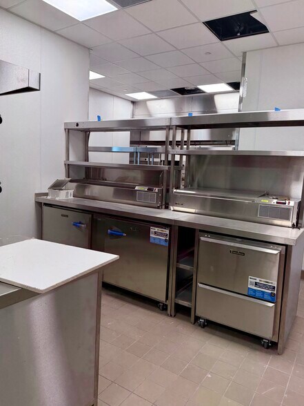 More Photos Of 1006 Hallandale Beach Blvd, Hallandale Beach Restaurant For Sale