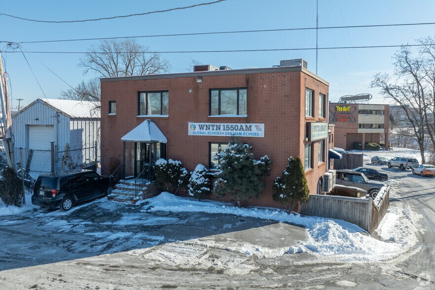 Primary Photo Of 85 Franklin St, Needham Loft Creative Space For Lease