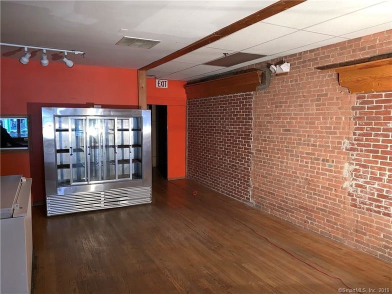 More Photos Of 83 Washington St, Norwalk Apartments For Sale