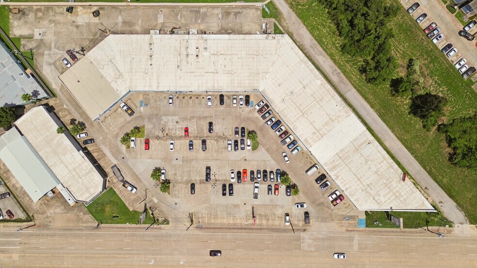 More Photos Of 3100-3150 Nasa Rd, Seabrook Unknown For Lease