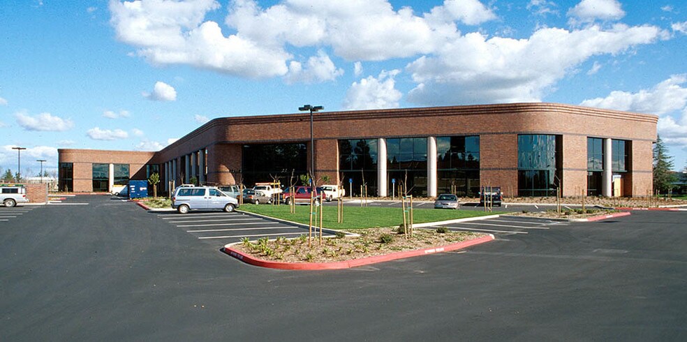 More Photos Of 2995 Prospect Park Dr, Rancho Cordova Office For Lease