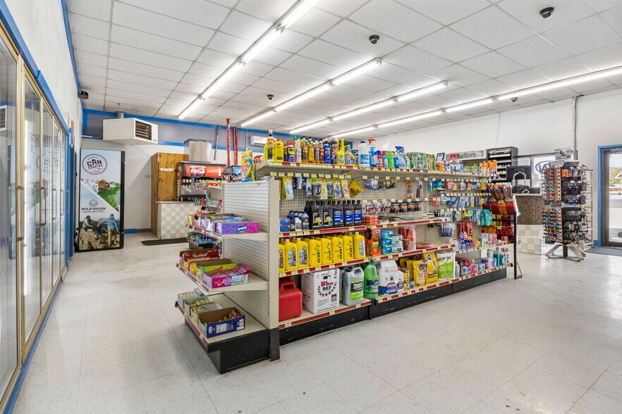 More Photos Of 10 E Main St, Castle Dale Convenience Store For Sale