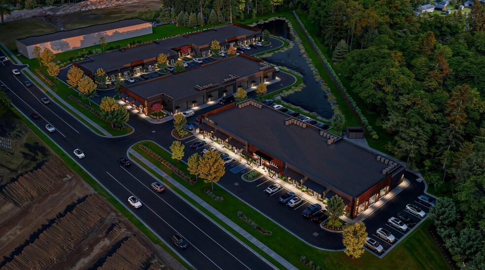 More Photos Of 303 N Maple St, Summerville Storefront For Lease