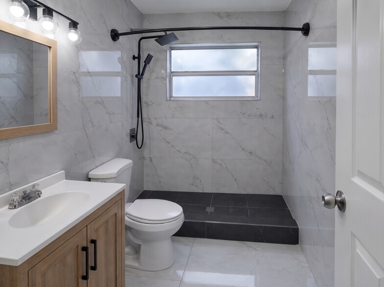 More Photos Of 426 NW 14th Ave, Fort Lauderdale Apartments For Sale