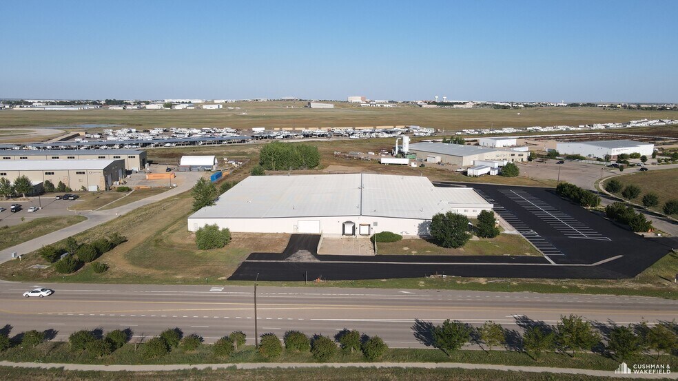 More Photos Of 3940 Medford Dr, Loveland Industrial For Lease