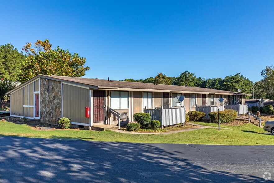 More Photos Of 1624 Norman Dr, Atlanta Apartments For Sale