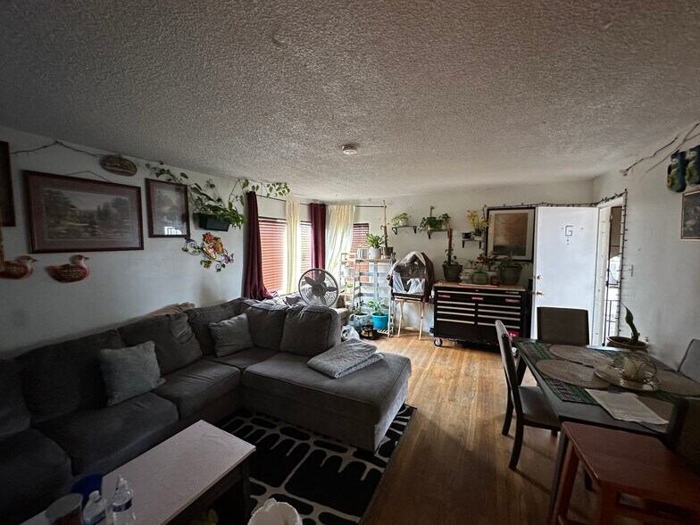 More Photos Of 2550 35th Ave, Oakland Apartments For Sale