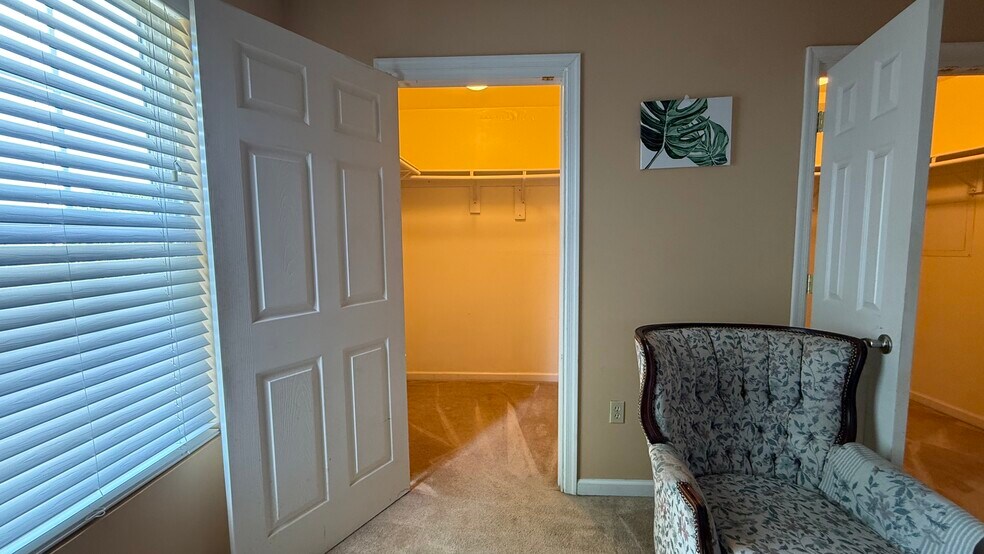 More Photos Of 5212 Astor Pl SE, Washington Assisted Living For Lease