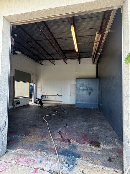 Primary Photo Of 1562 SE Village Green Dr, Port Saint Lucie Light Manufacturing For Lease