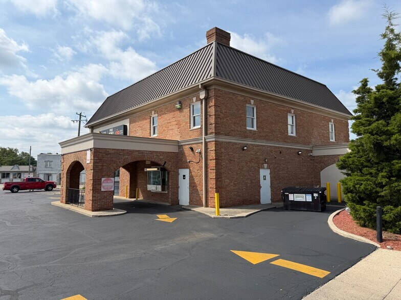 More Photos Of 5100 Glenway Ave, Cincinnati Freestanding For Sale