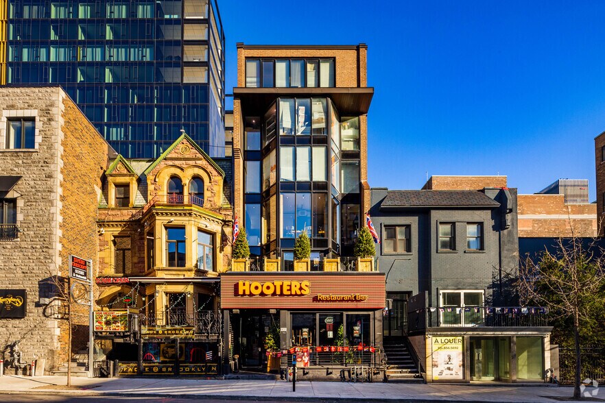More Photos Of 1433 Rue Crescent, Montréal Restaurant For Sale