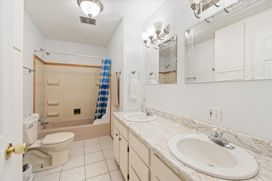 More Photos Of 205 A St, Fairbanks Apartments For Sale