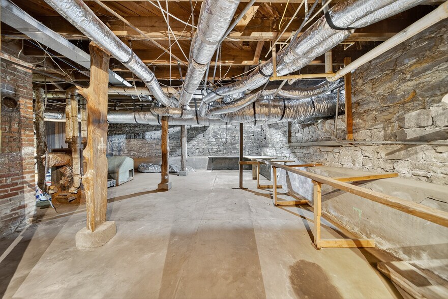More Photos Of 2819 Gallatin Pike, Nashville Freestanding For Lease