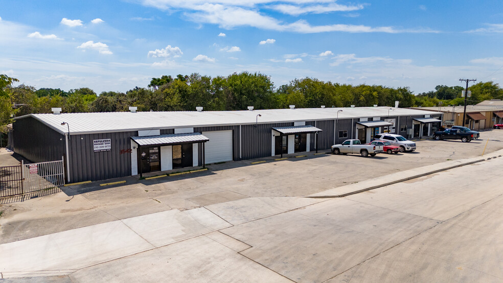 Primary Photo Of 3534-3542 Copeland Dr, San Antonio Light Manufacturing For Lease